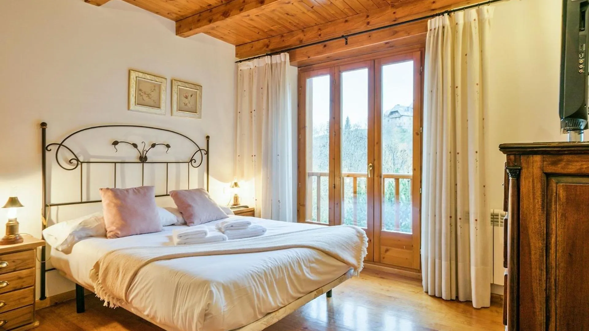 Appartamento Luderna - Apartamento con terraza Molières Salardú