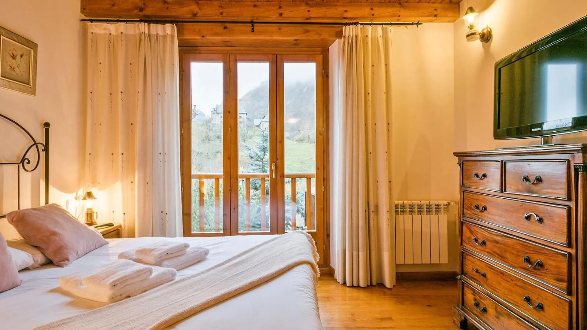 Appartamento Luderna - Apartamento con terraza Molières Salardú